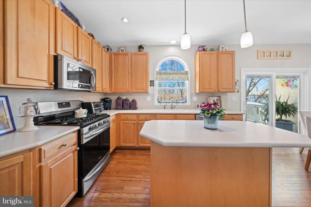 7 PIERSONS RDG, Hockessin, DE 19707