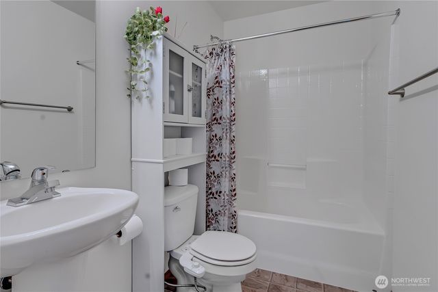 29704 217th Place SE, Kent, WA 98042