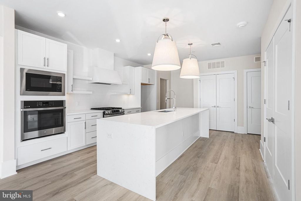 215 SECOND AVE #106, Asbury Park, NJ 07712