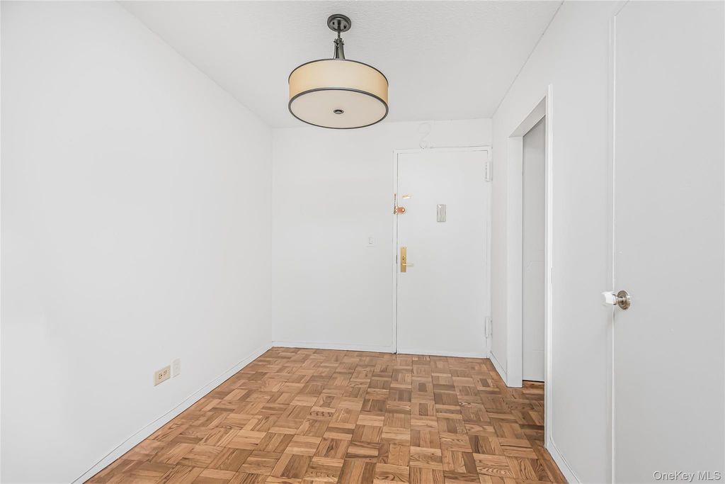 3333 Henry Hudson Parkway 22C, Bronx, NY 10463 — photo 4