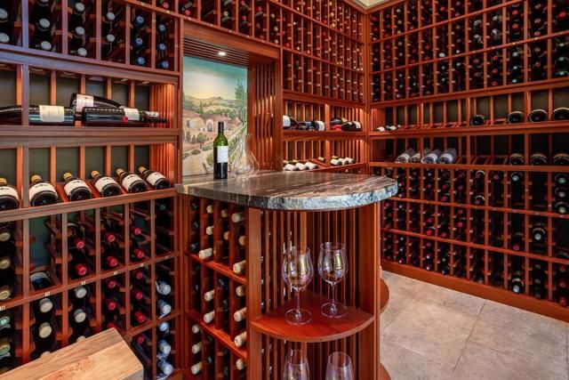 649 Seabright Lane, Solana Beach, CA 92075