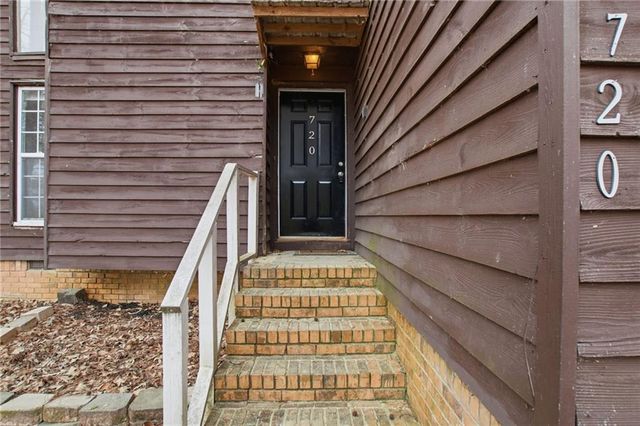 720 Twin Pines Road, Covington, GA 30014