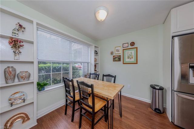 110 Heather Way Apt C, Yorktown, VA 23693
