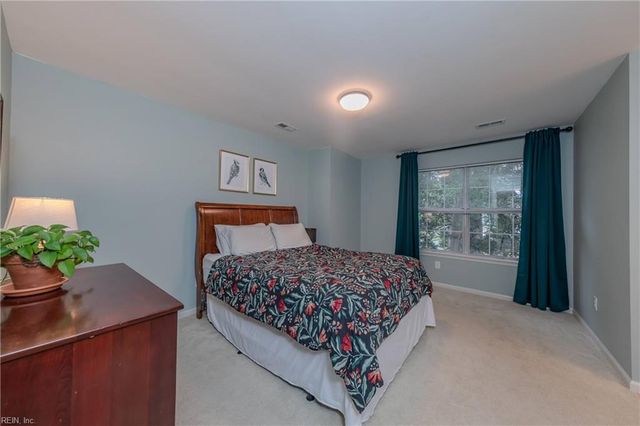 110 Heather Way Apt C, Yorktown, VA 23693