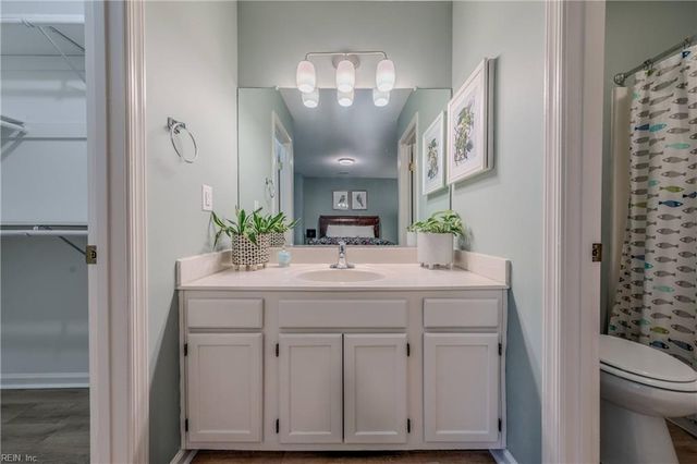 110 Heather Way Apt C, Yorktown, VA 23693