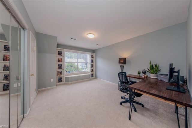 110 Heather Way Apt C, Yorktown, VA 23693