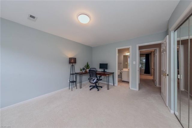110 Heather Way Apt C, Yorktown, VA 23693