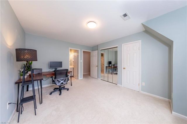 110 Heather Way Apt C, Yorktown, VA 23693