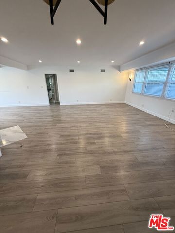 4439 Don Zarembo Drive, Los Angeles, CA 90008
