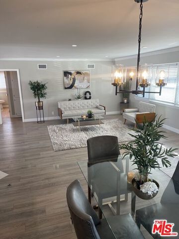 4439 Don Zarembo Drive, Los Angeles, CA 90008