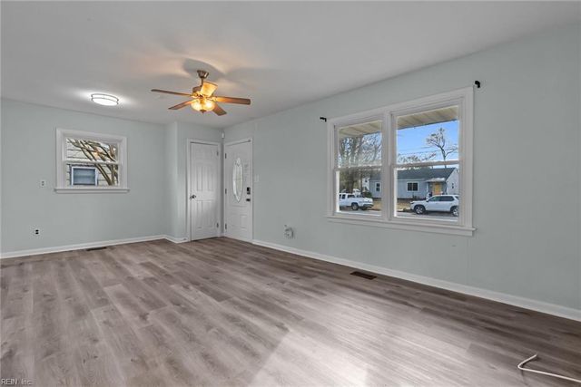 205R Gumwood DR, Hampton, VA 23666