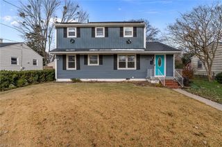 205R Gumwood DR, Hampton, VA 23666