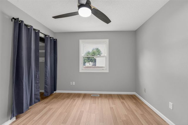 215 25th Avenue SW, Altoona, IA 50009