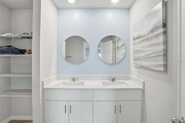 1123 DESERT CANDLE DRIVE, Ocoee, FL 34761