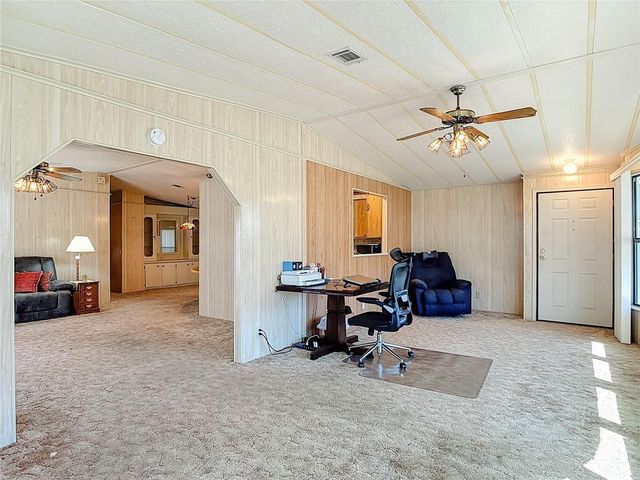 1441 APACHE CIRCLE, Tavares, FL 32778