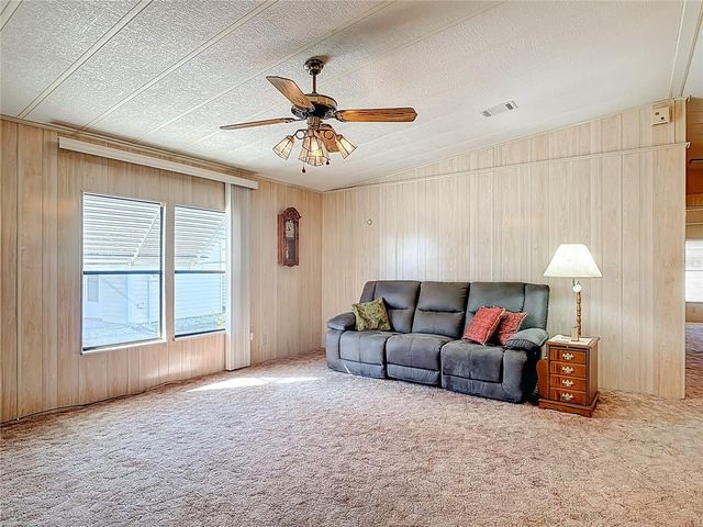 1441 APACHE CIRCLE, Tavares, FL 32778