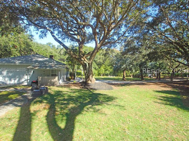1 Tabby Rd, Hilton Head Island, SC 29928