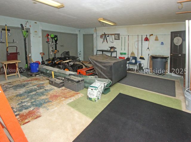 1 Tabby Rd, Hilton Head Island, SC 29928