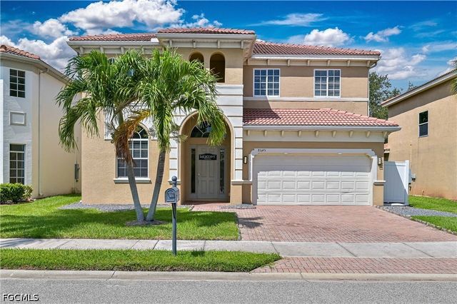 8645 Pegasus DR, Lehigh Acres, FL 33971
