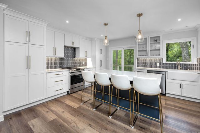 105 Secluded Circle, Little Rock, AR 72210