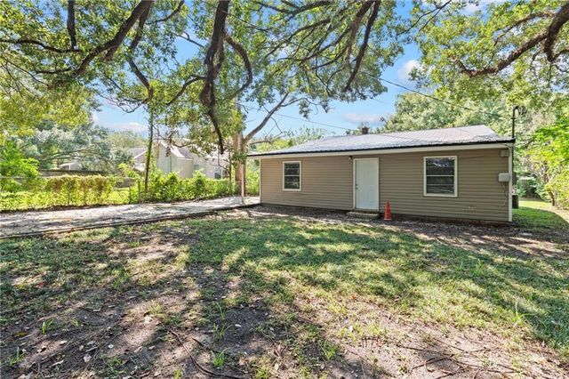 153 Collins Street E, Mobile, AL 36606
