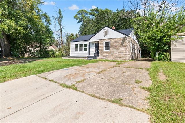 153 Collins Street E, Mobile, AL 36606