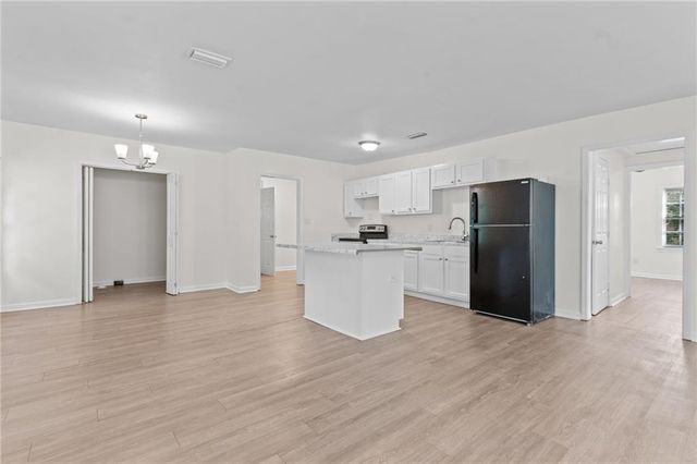 153 Collins Street E, Mobile, AL 36606
