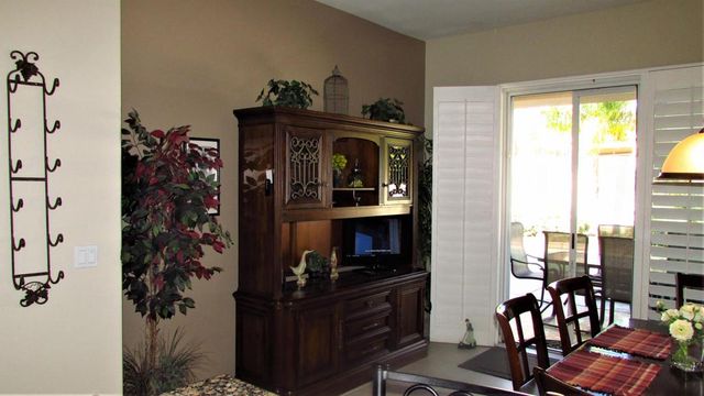 34 Paris Way, Rancho Mirage, CA 92270