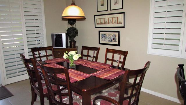 34 Paris Way, Rancho Mirage, CA 92270