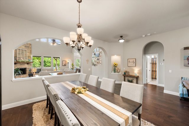445 Rusty Run Drive, Midlothian, TX 76065