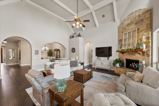 445 Rusty Run Drive, Midlothian, TX 76065