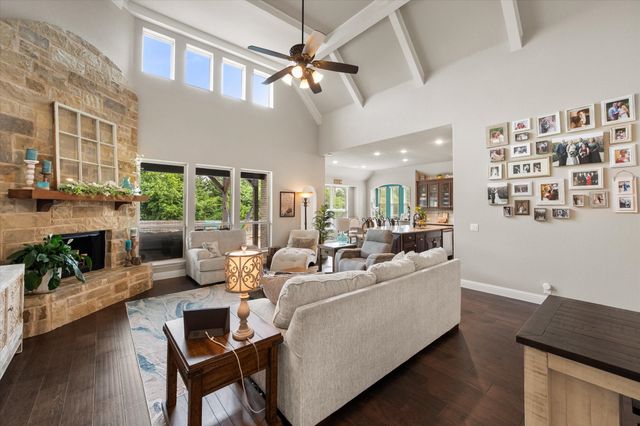 445 Rusty Run Drive, Midlothian, TX 76065