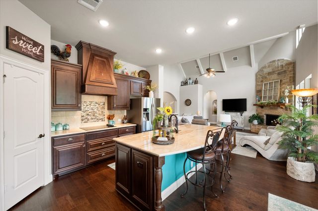 445 Rusty Run Drive, Midlothian, TX 76065
