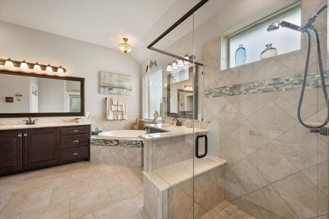 445 Rusty Run Drive, Midlothian, TX 76065