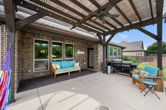 445 Rusty Run Drive, Midlothian, TX 76065