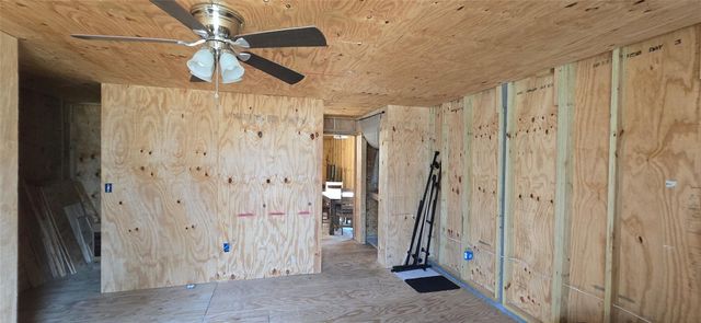 294 Bent Willow Lane, Huntington, TX 75949