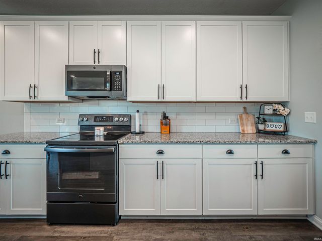 11346 Naas Drive, Evansville, IN 47725