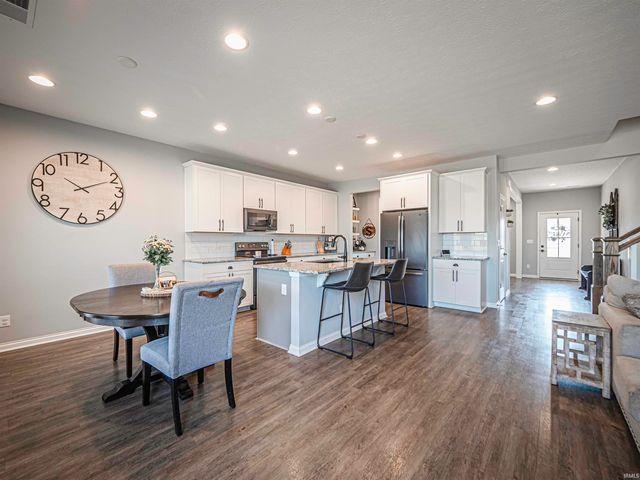 11346 Naas Drive, Evansville, IN 47725