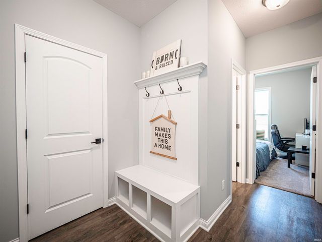 11346 Naas Drive, Evansville, IN 47725