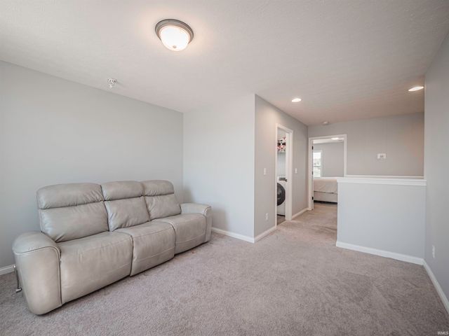 11346 Naas Drive, Evansville, IN 47725