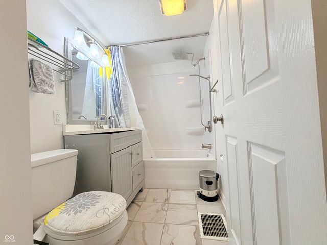 1705 E Kelly Street, Indianapolis, IN 46203
