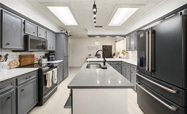 7618 Northfield Dr, Corpus Christi, TX 78413