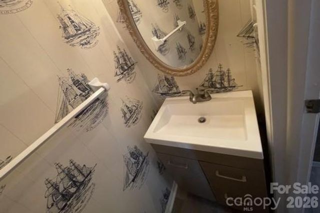 7352 Pebblestone Drive A, Charlotte, NC 28212