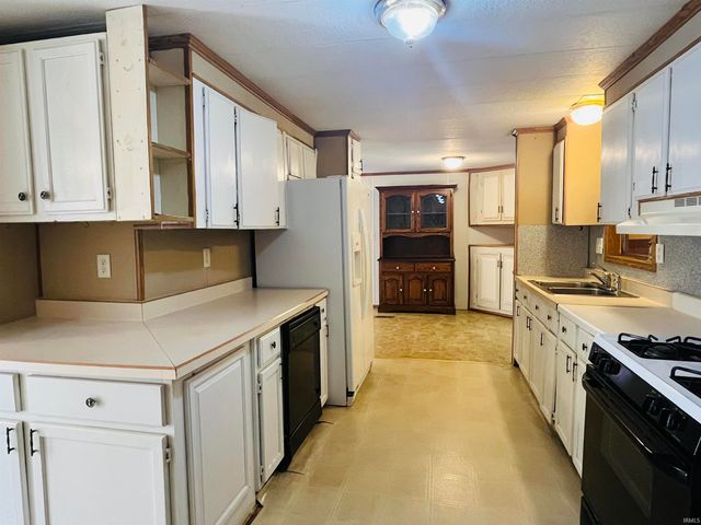 2389 S Wallick Road, Peru, IN 46970