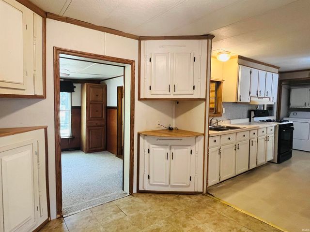 2389 S Wallick Road, Peru, IN 46970