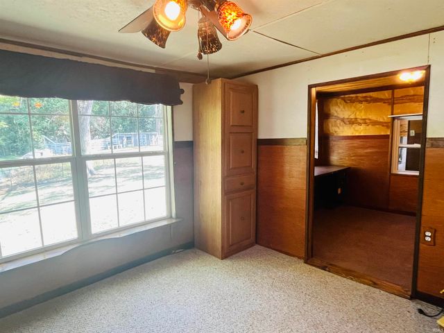 2389 S Wallick Road, Peru, IN 46970