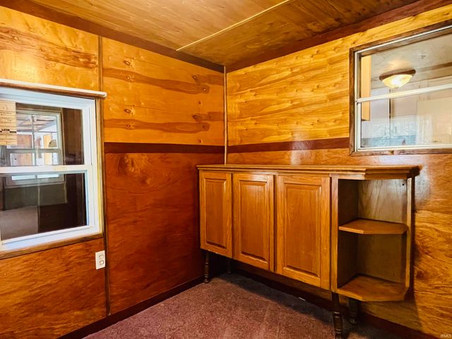 2389 S Wallick Road, Peru, IN 46970