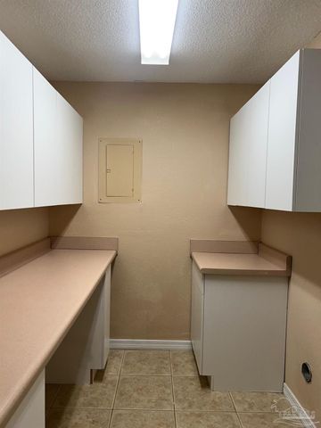 3229 Maplewood Dr, Gulf Breeze, FL 32563