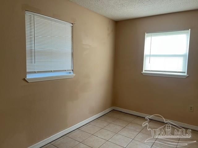 3229 Maplewood Dr, Gulf Breeze, FL 32563