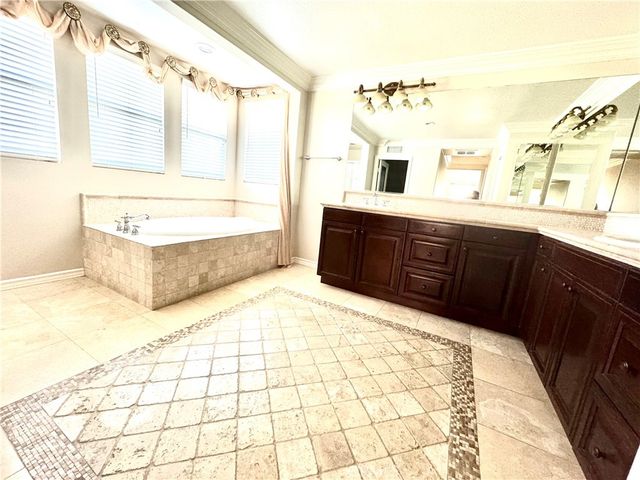 16 Kingsway, Ladera Ranch, CA 92694